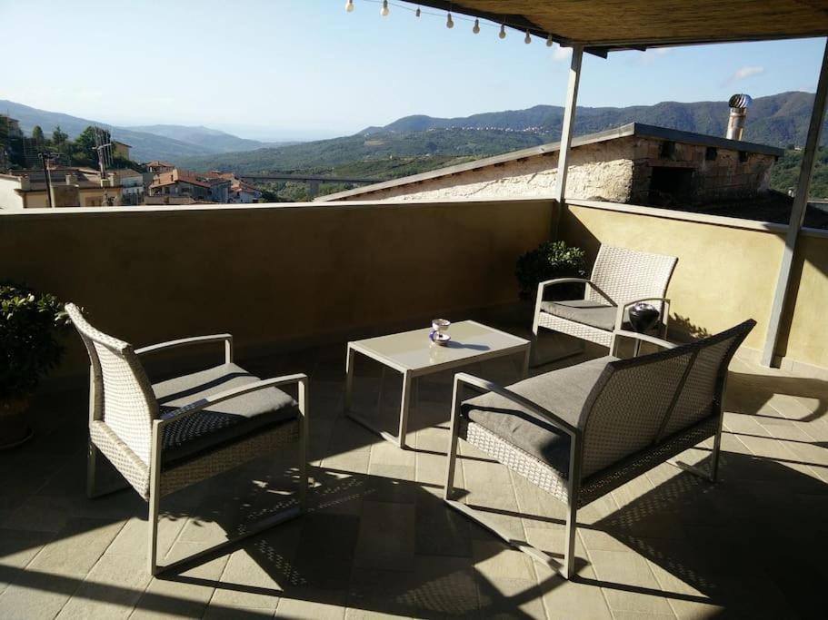 Vila Casa Torre Con Terrazza Panoramica Futani Exteriér fotografie
